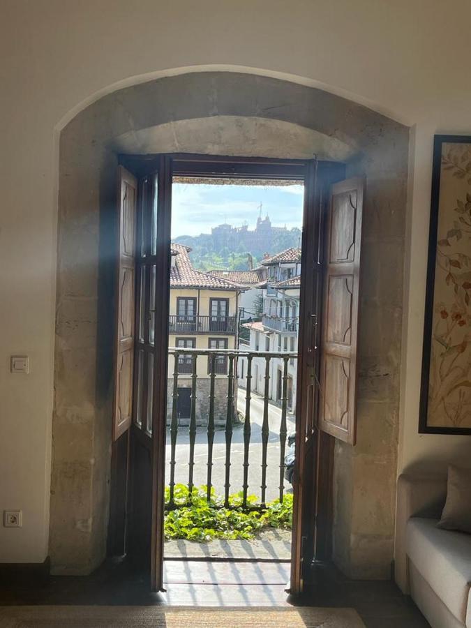 Apartamento Gaudi โกมิญาส ภายนอก รูปภาพ