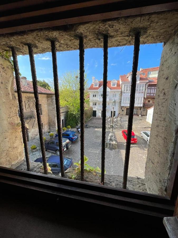 Apartamento Gaudi โกมิญาส ภายนอก รูปภาพ